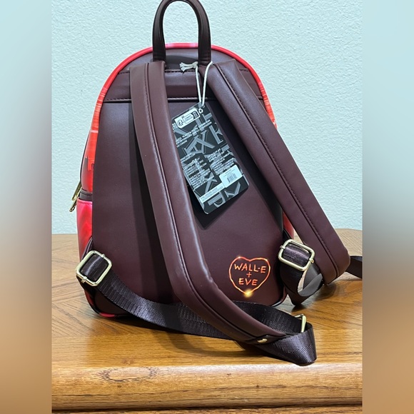 Wall-E Loungefly backpack, NWT - Picture 4 of 6